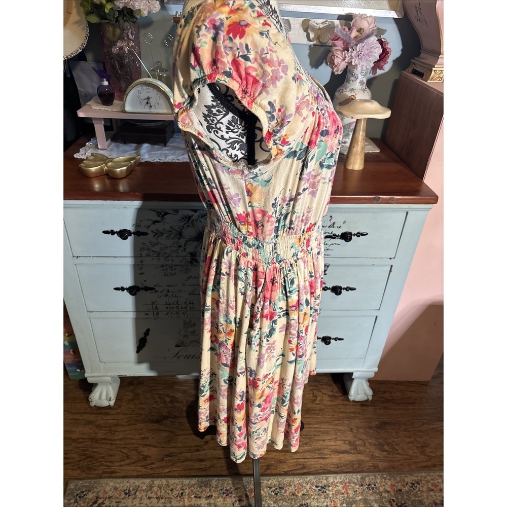 Torrid Light Floral  Smocked Cotton Dress With Pockets Plus Size 1 - Picture 6 of 11